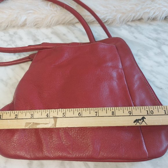Clark Red Leather Two Ways to Carry Leather Shoulder Bag Backpack - Picture 10 of 12